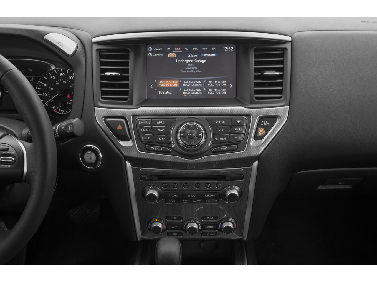 2019 Nissan Pathfinder SL