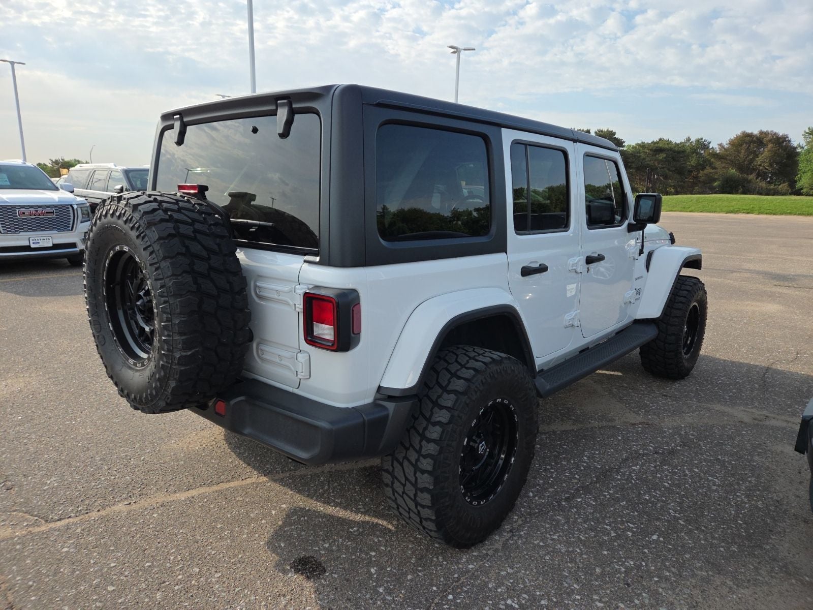 2020 Jeep Wrangler Unlimited Sahara