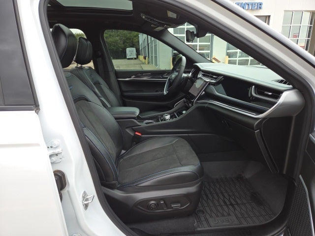 2024 Jeep Grand Cherokee Trailhawk 4xe AFB