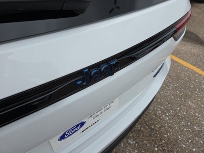 2024 Jeep Grand Cherokee Trailhawk 4xe AFB