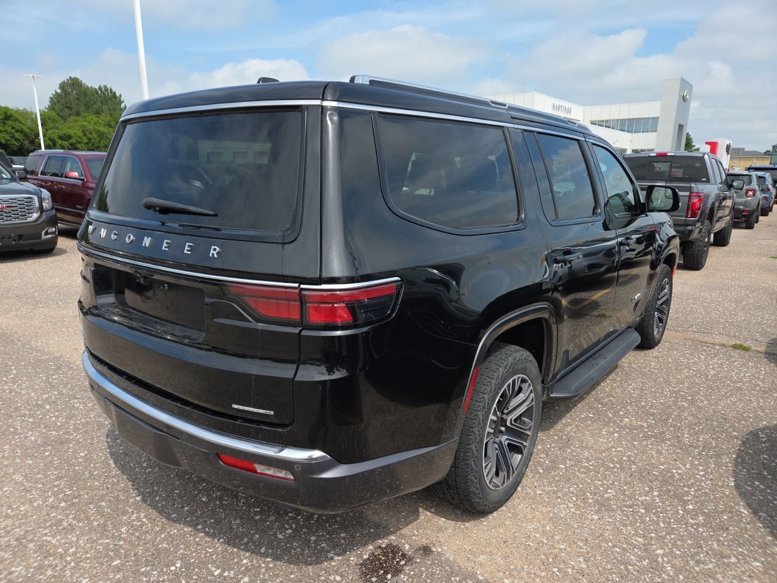 2022 Jeep Wagoneer Series III