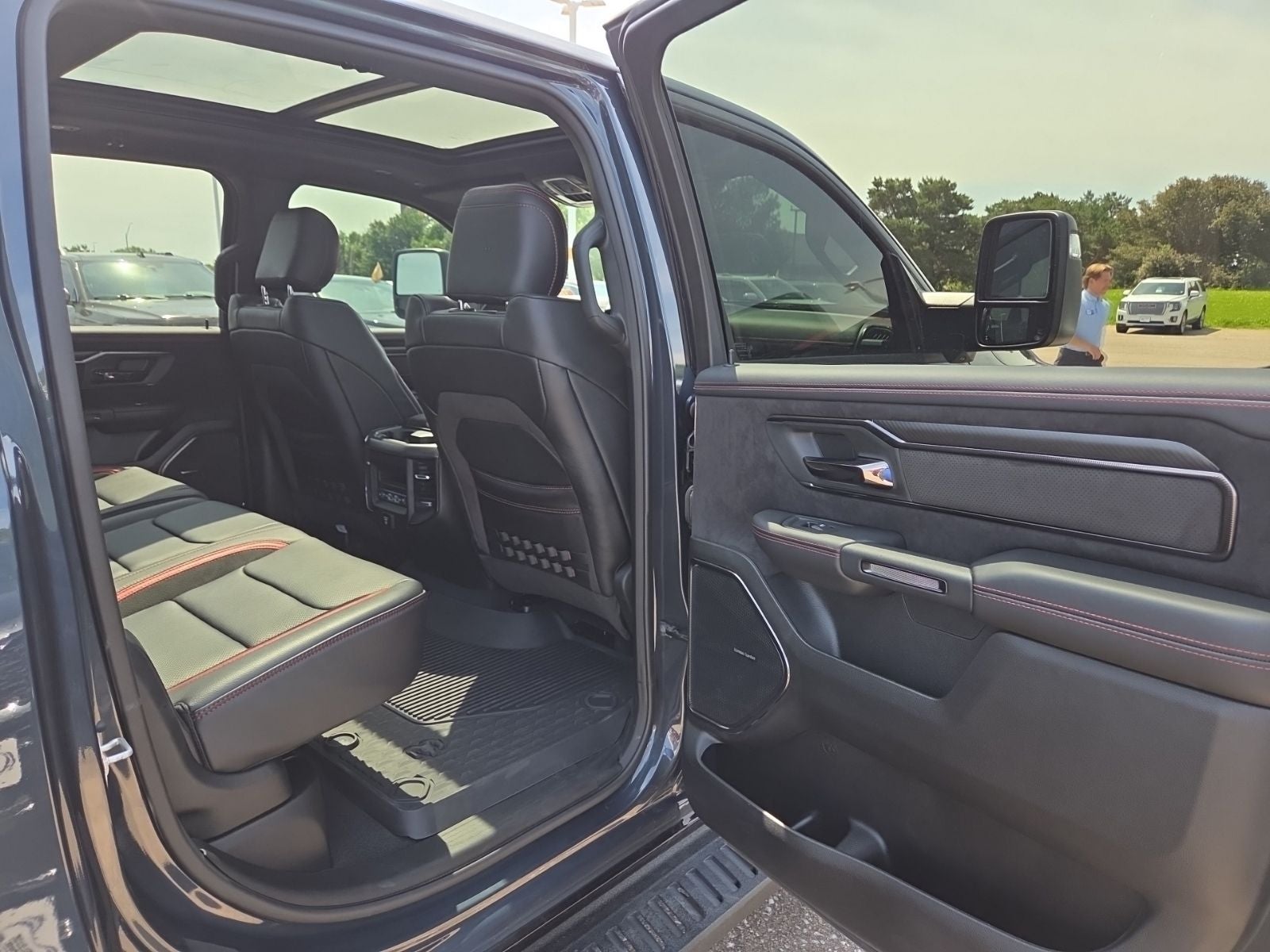 2026 RAM 1500 RHO Level 1