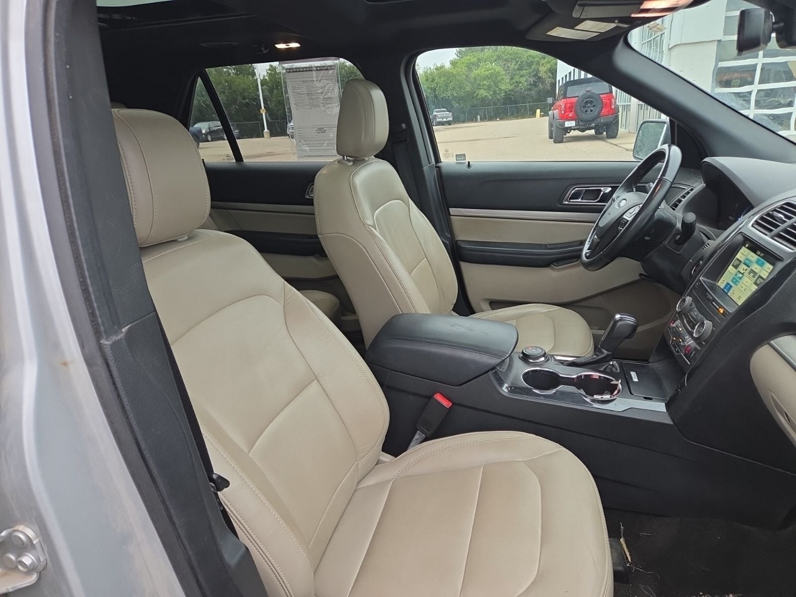 2018 Ford Explorer XLT 202A