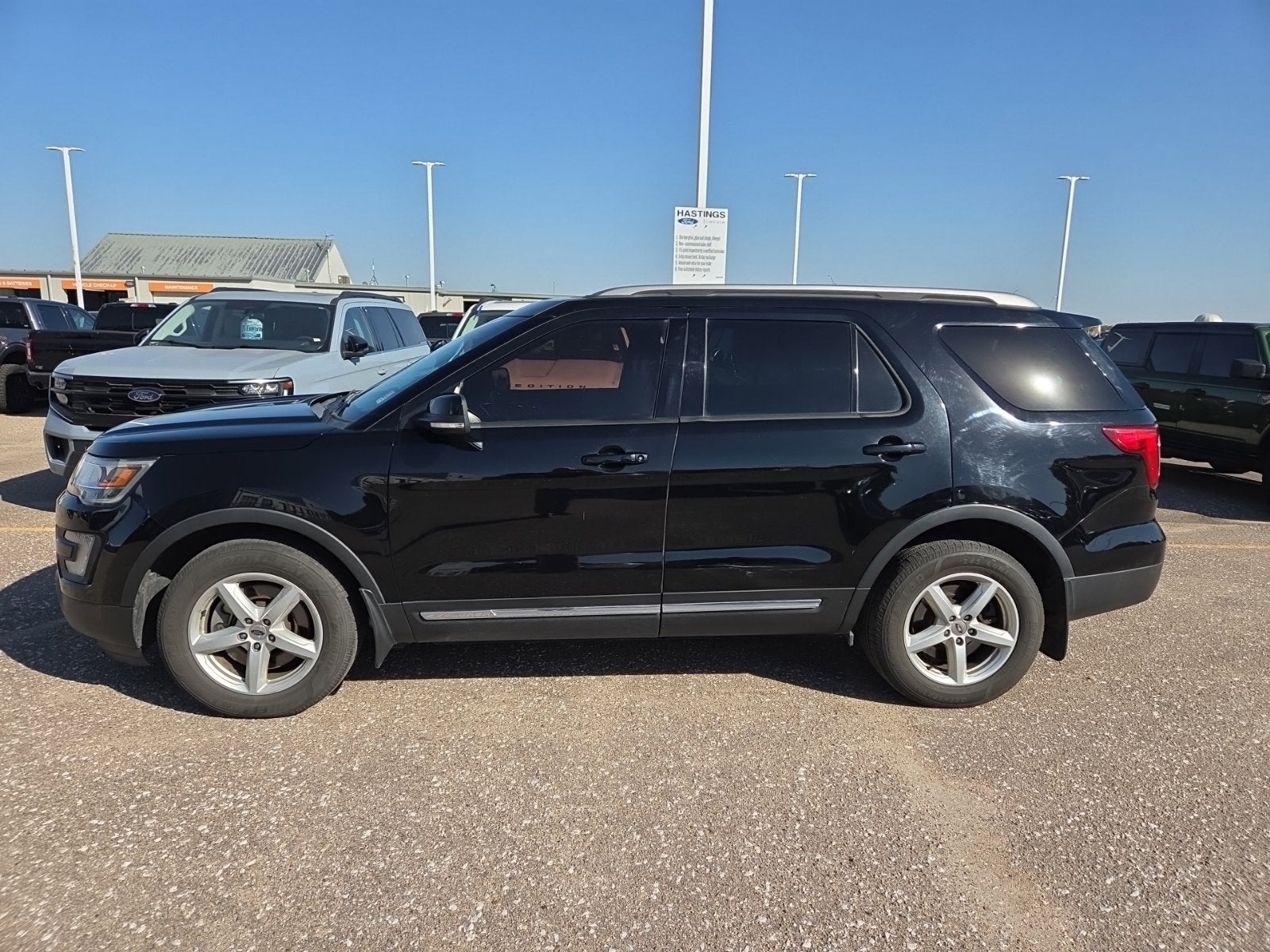 2016 Ford Explorer XLT 202A