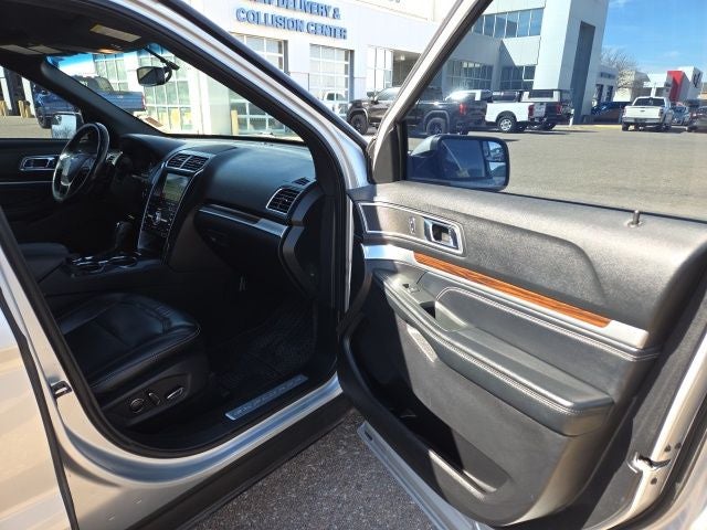 2017 Ford Explorer Limited 300A