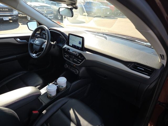 2021 Ford Escape SEL 303A