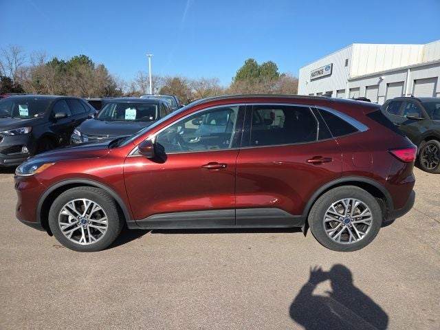 2021 Ford Escape SEL 303A