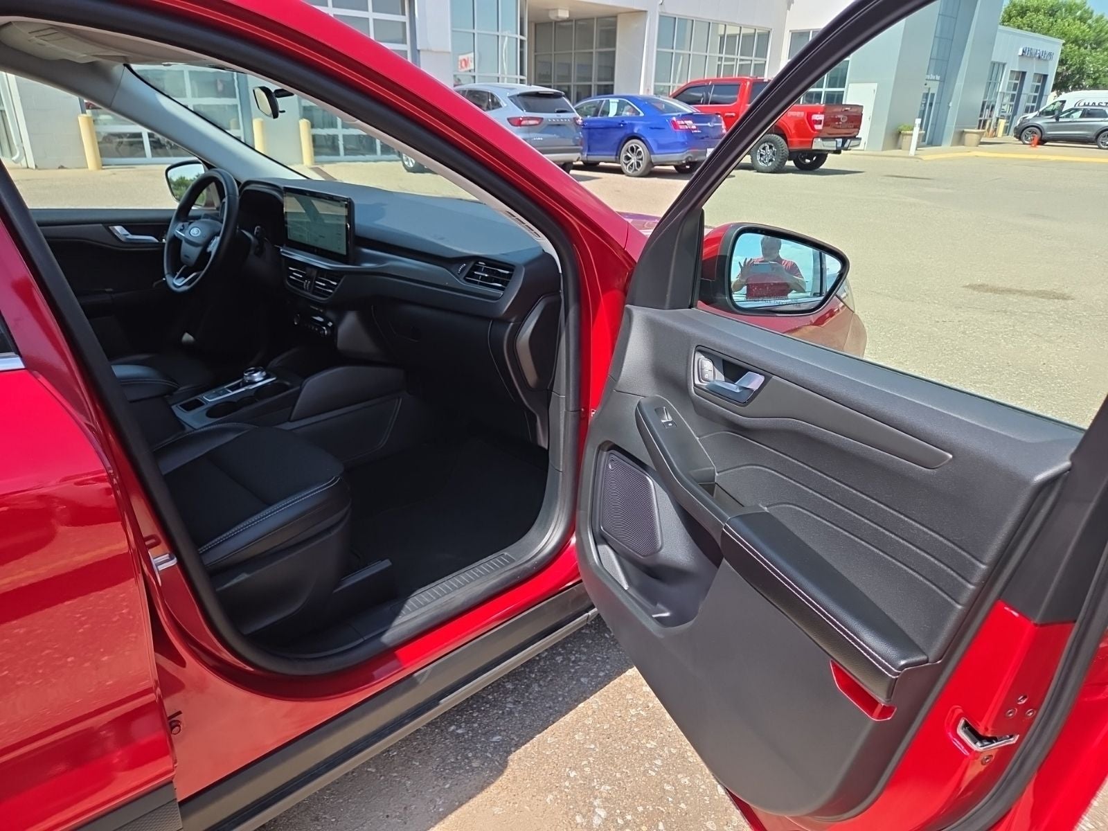 2025 Ford Escape Plug-In Hybrid Base 700A