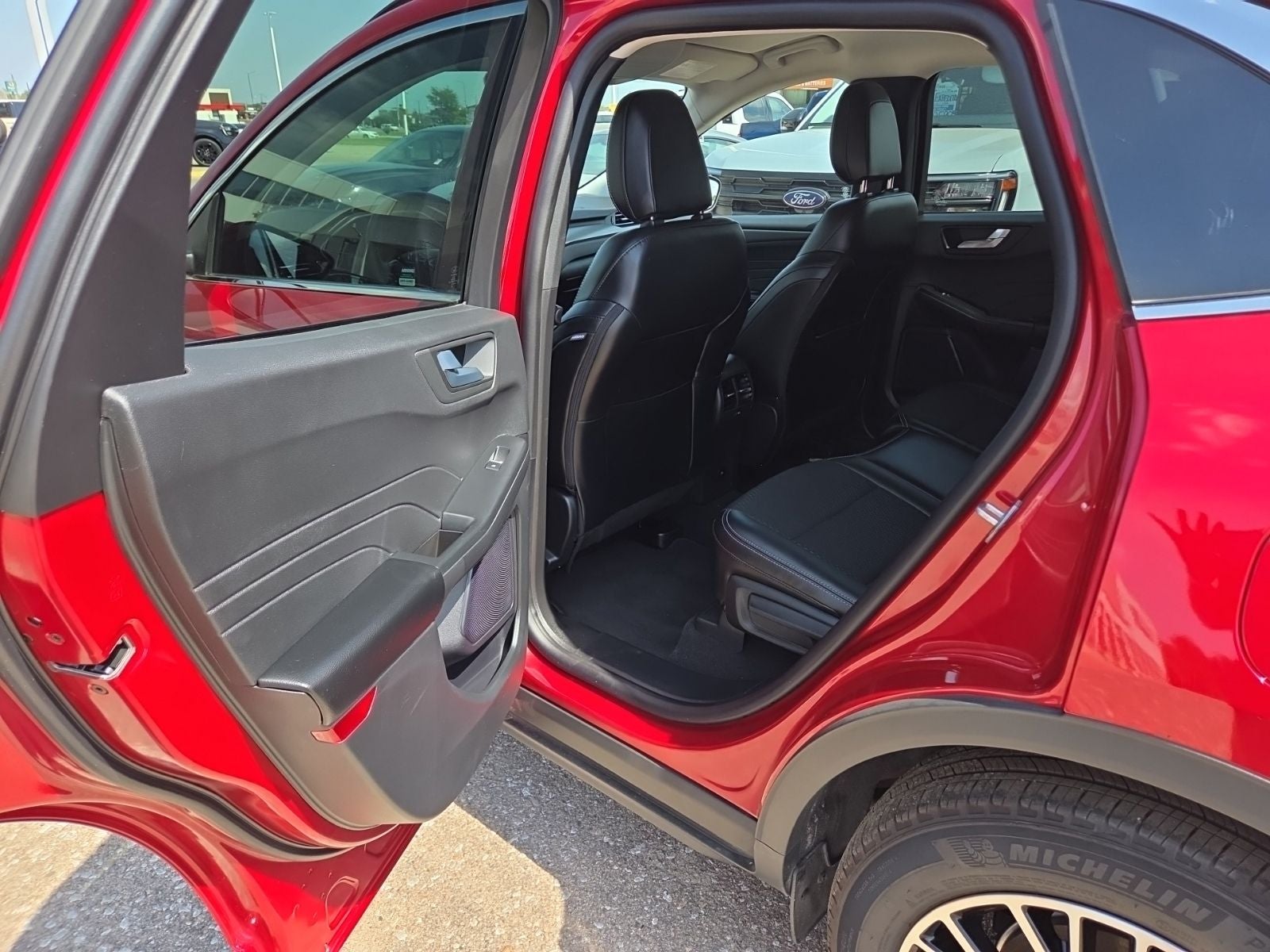 2025 Ford Escape Plug-In Hybrid Base 700A