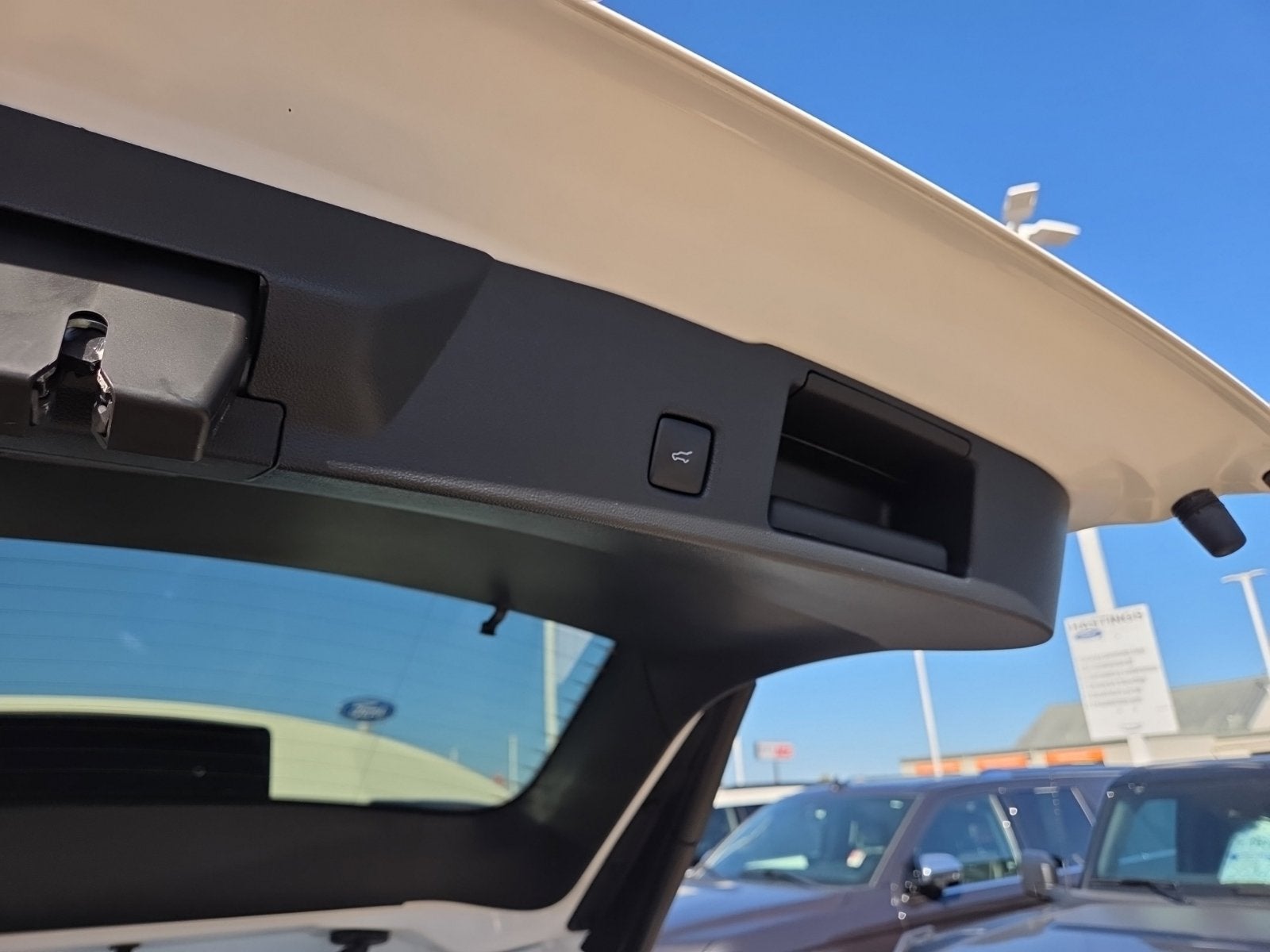 2024 Ford Escape Plug-In Hybrid Base 700A