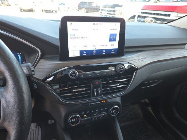 2020 Ford Escape Titanium Hybrid 400A