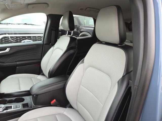 2025 Ford Escape Hybrid Platinum 600A