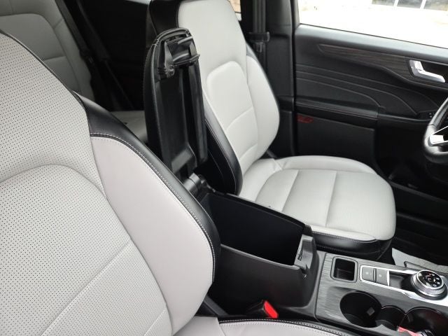 2025 Ford Escape Hybrid Platinum 600A