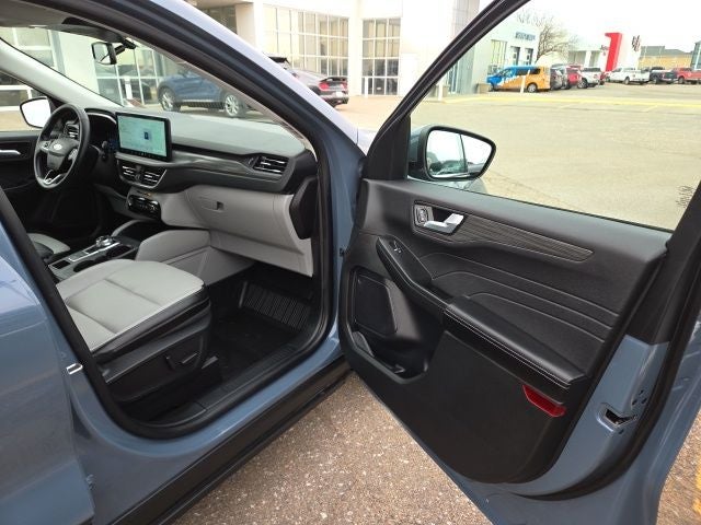 2025 Ford Escape Hybrid Platinum 600A