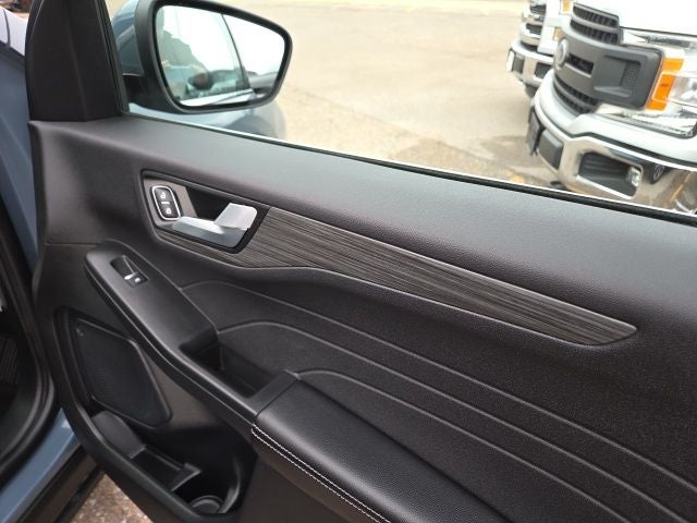 2025 Ford Escape Hybrid Platinum 600A