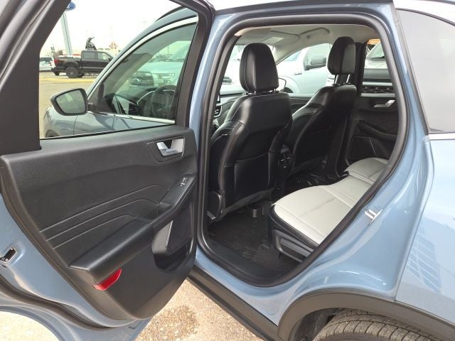 2025 Ford Escape Hybrid Platinum 600A