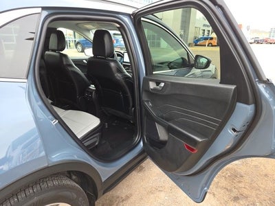 2025 Ford Escape Hybrid Platinum 600A