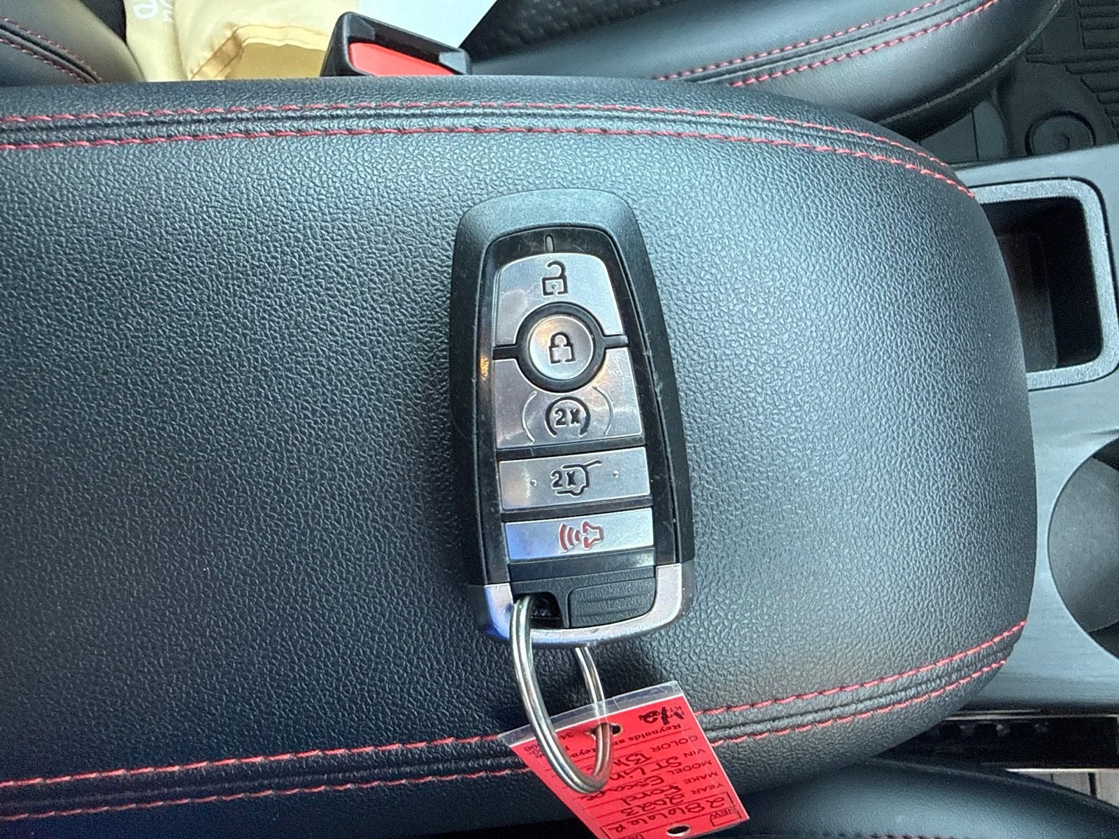 2023 Ford Escape ST-Line 300A