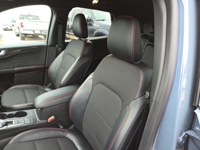 2024 Ford Escape ST-Line 300A