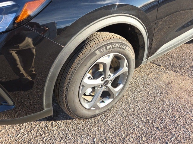 2025 Ford Escape ST-Line 300A