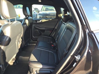 2025 Ford Escape ST-Line 300A