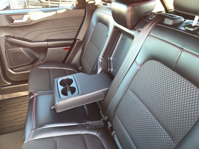 2025 Ford Escape ST-Line 300A