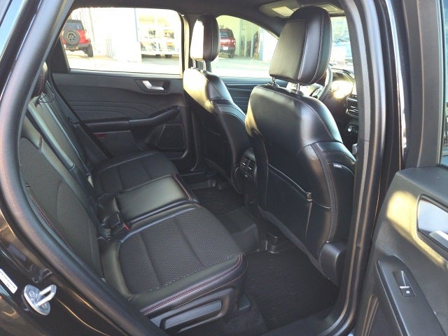 2025 Ford Escape ST-Line 300A