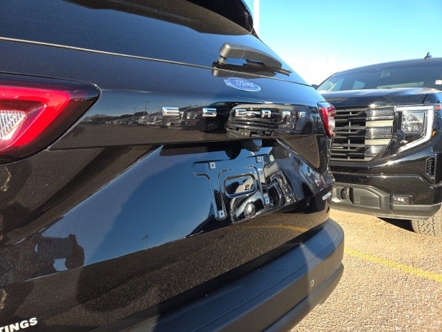 2025 Ford Escape ST-Line 300A