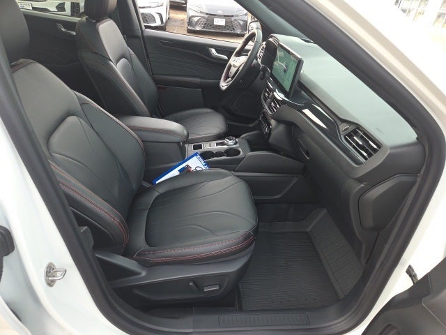 2026 Ford Escape ST-Line Elite