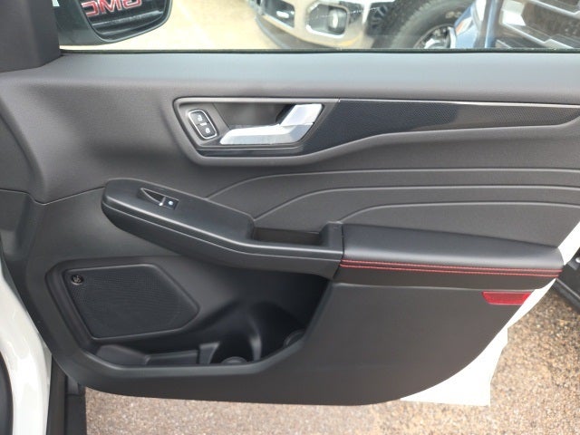 2026 Ford Escape ST-Line Elite