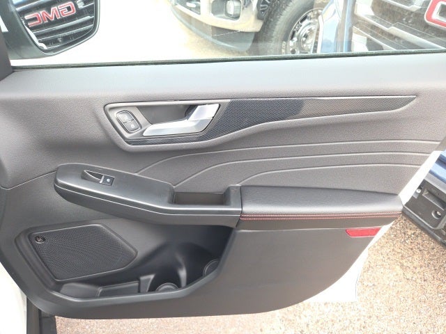 2026 Ford Escape ST-Line Elite