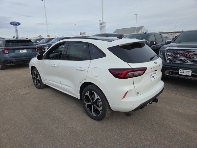 2026 Ford Escape ST-Line Elite