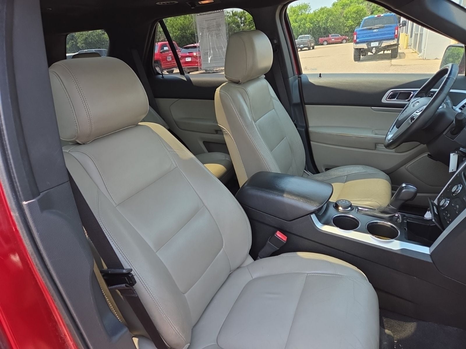2011 Ford Explorer XLT 202A