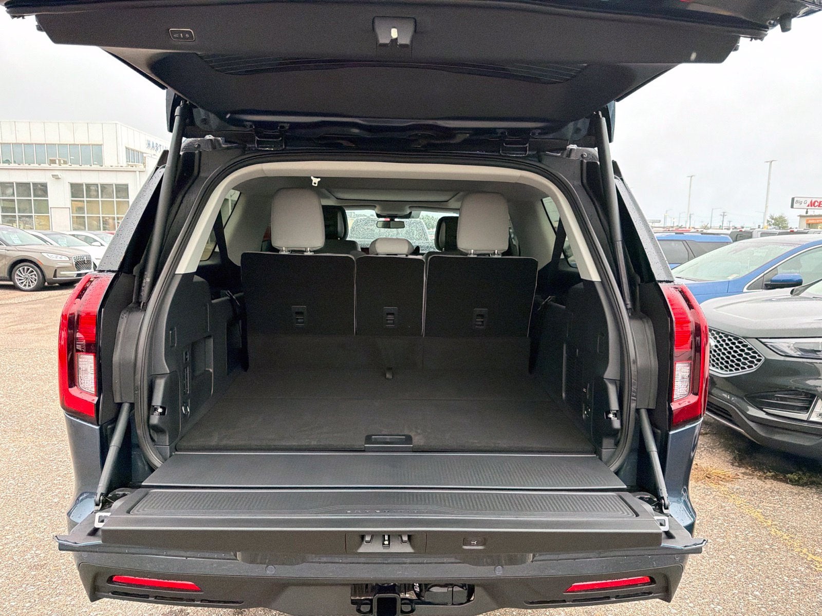 2027 Ford Expedition Max Active