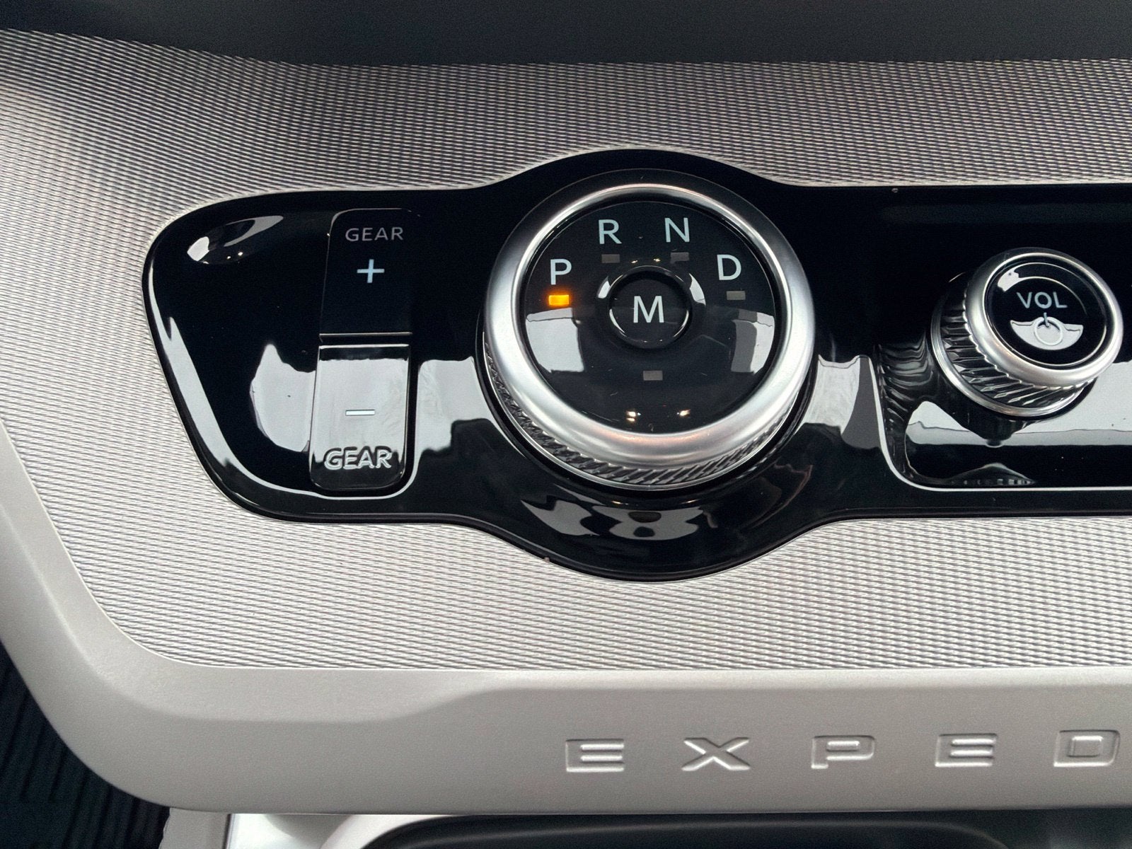 2027 Ford Expedition Max Active