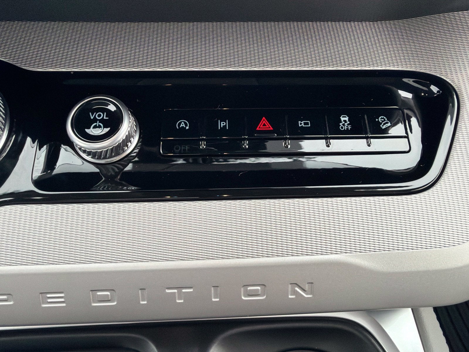 2027 Ford Expedition Max Active