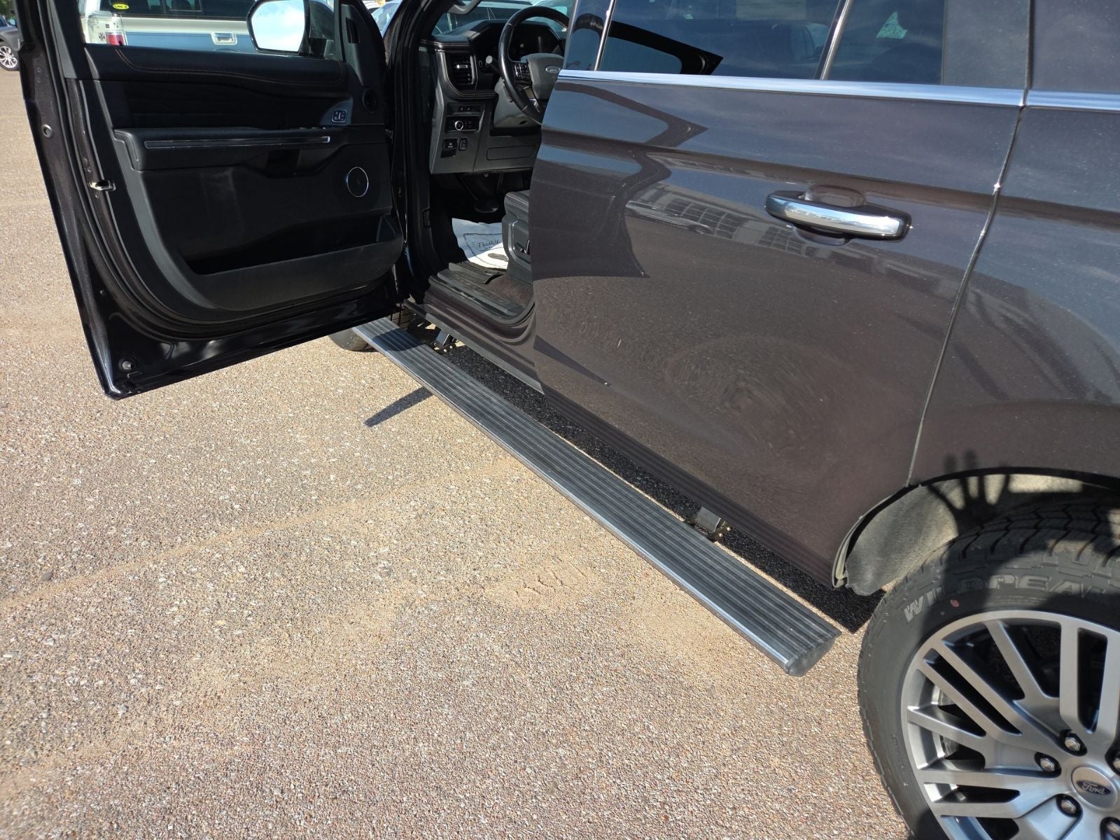 2023 Ford Expedition Max Platinum 600A