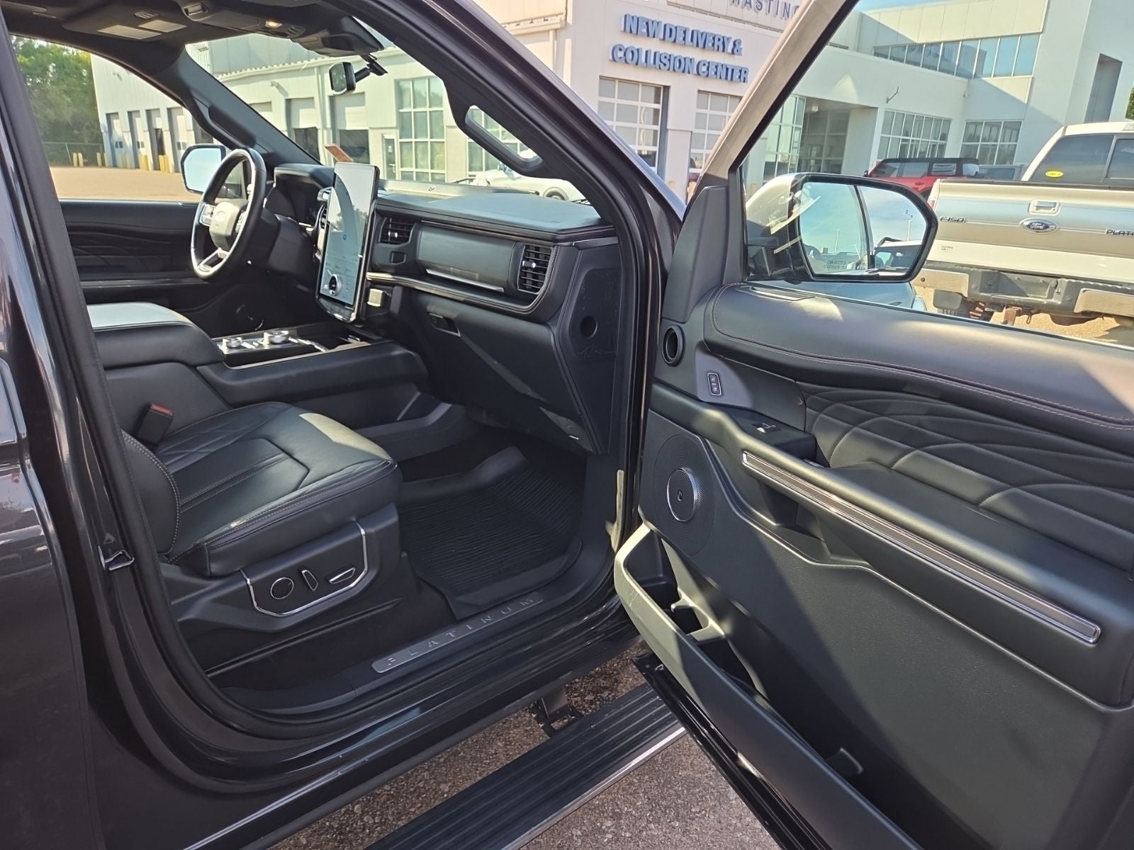 2023 Ford Expedition Max Platinum 600A