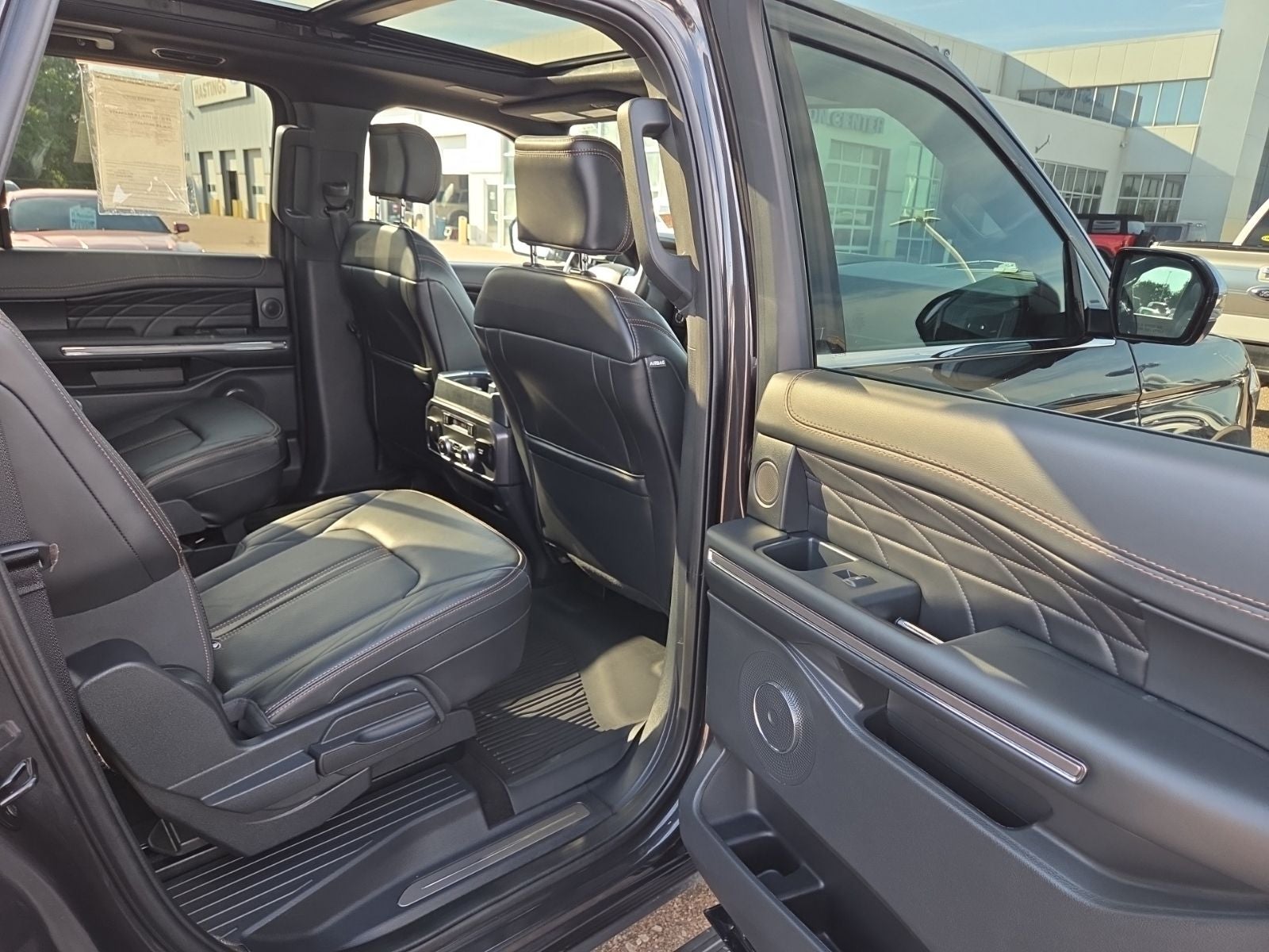 2023 Ford Expedition Max Platinum 600A