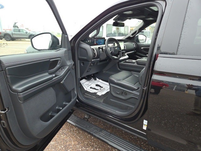 2025 Ford Expedition Max Platinum Stealth 600A