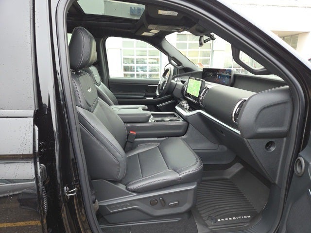 2025 Ford Expedition Max Platinum Stealth 600A