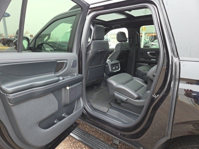 2025 Ford Expedition Max Platinum Stealth 600A