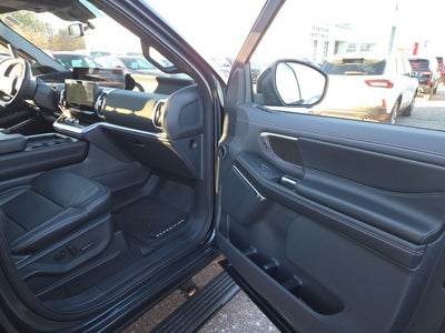 2025 Ford Expedition Max Platinum