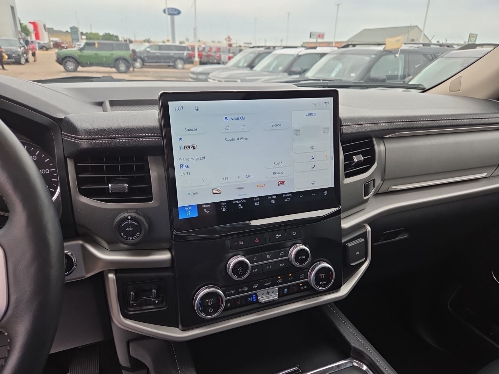 2023 Ford Expedition XLT 202A