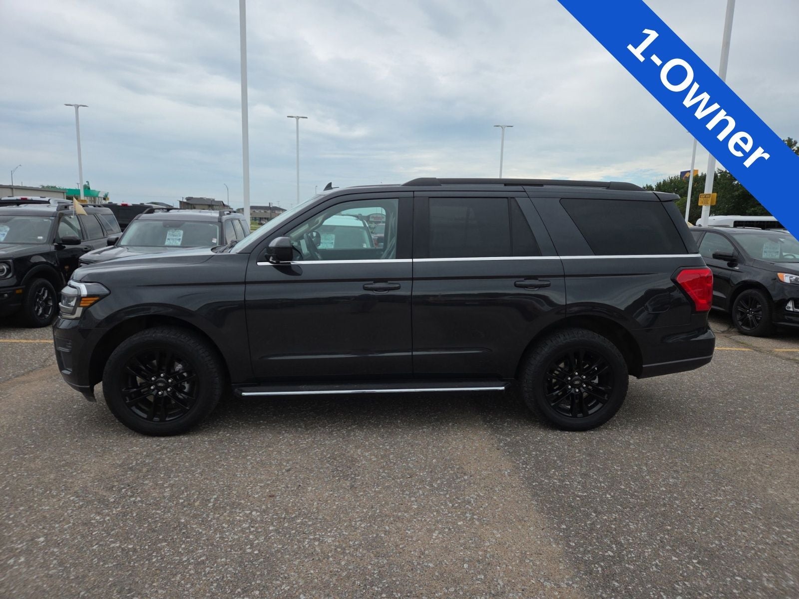 2023 Ford Expedition XLT 202A