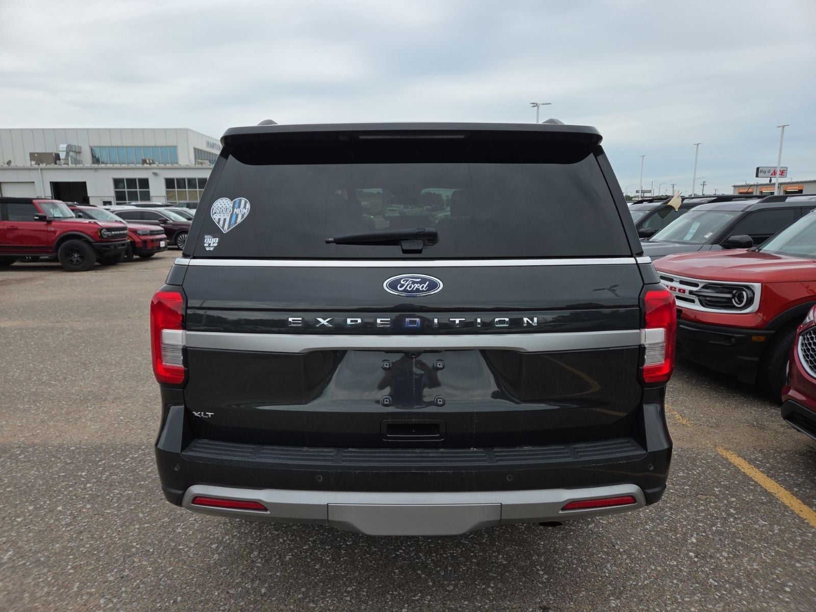2023 Ford Expedition XLT 202A
