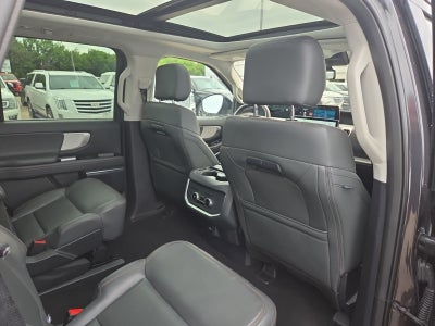 2025 Ford Expedition Active 202A