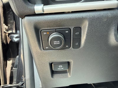 2025 Ford Expedition Active 202A
