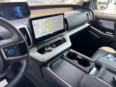 2025 Ford Expedition Active 202A