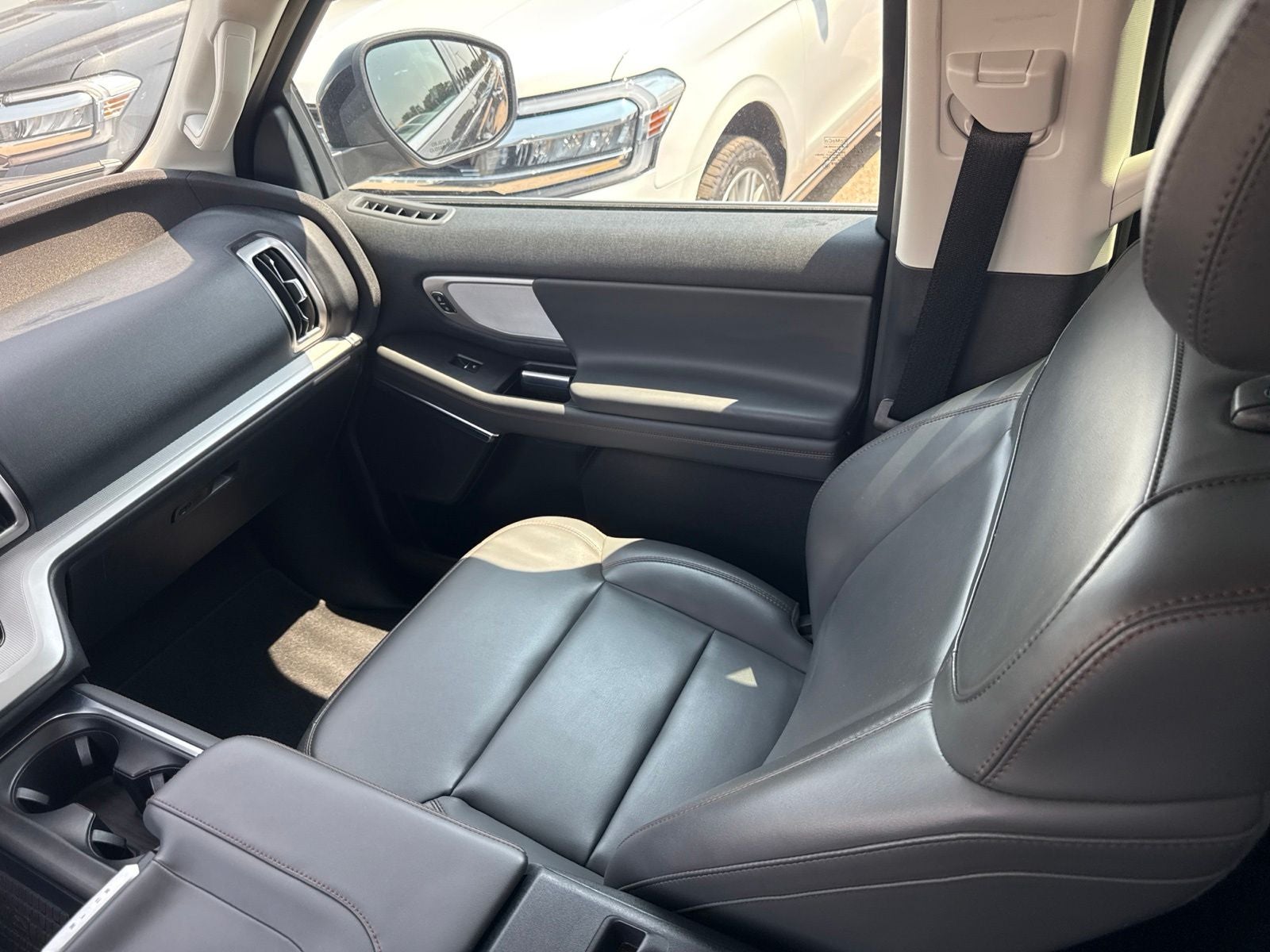 2025 Ford Expedition Active 202A
